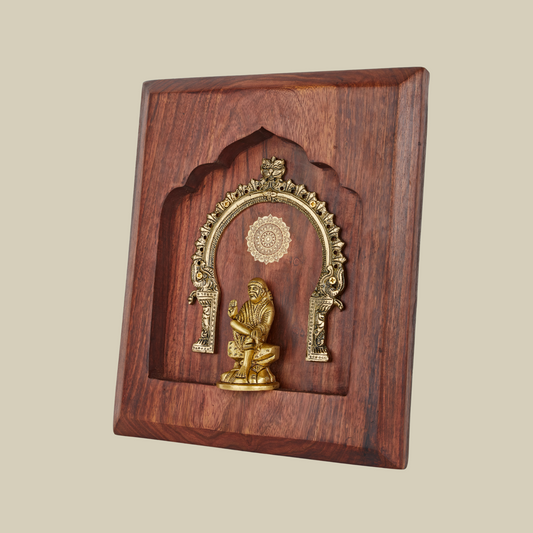 Saibaba Brass Idol with Prabhavali – Framed on Sheesham Wood