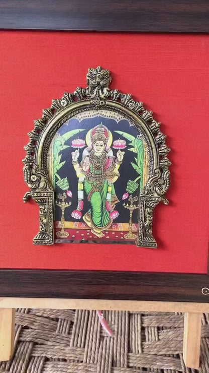 Tanjore digital art on prabhavali & silk
